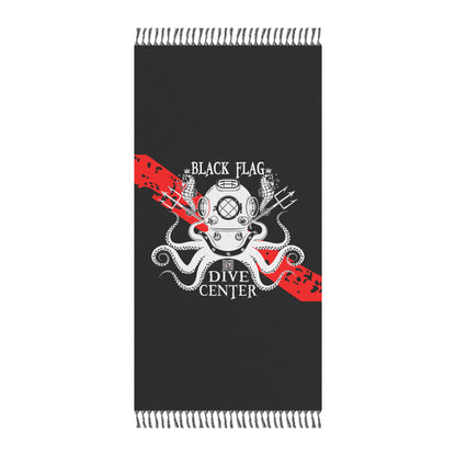 Dive Center Beach Towel – Vintage Deep Sea Octopus & Helmet Design (Black Flag)