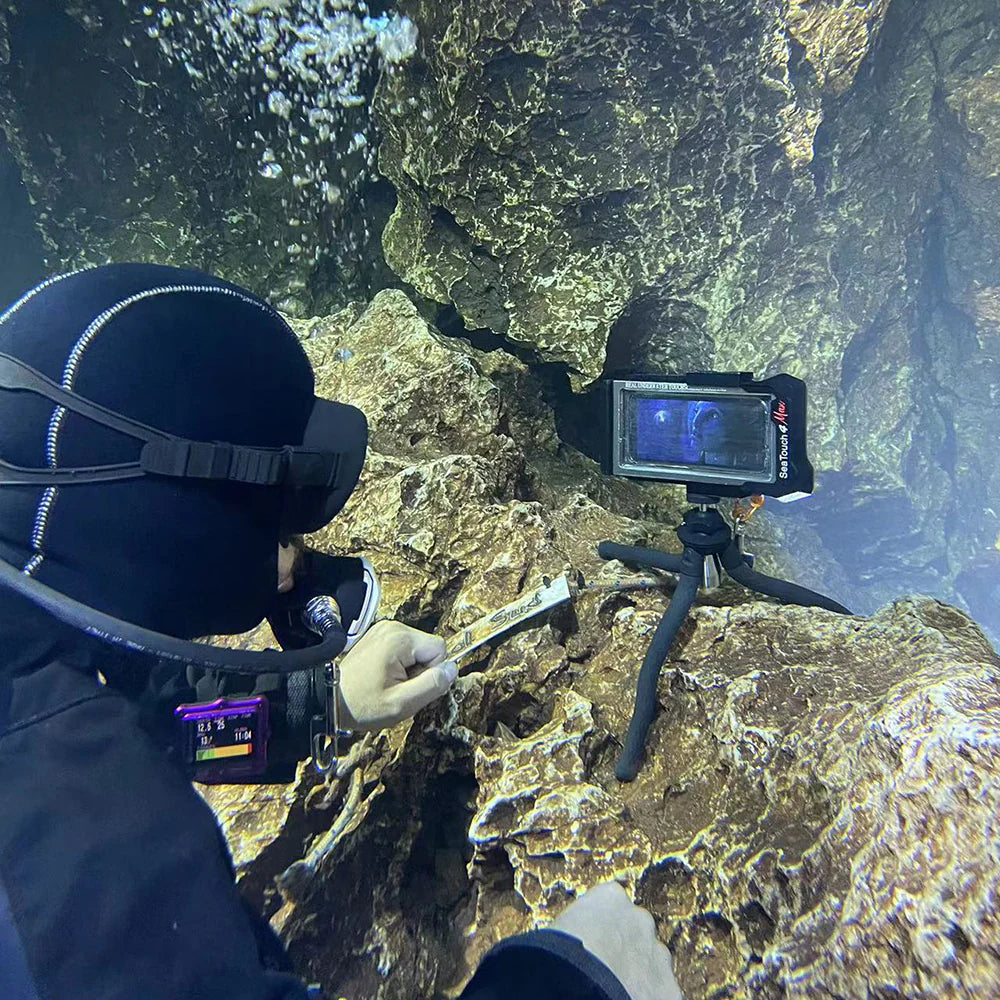 DIVEVOLK SeaTouch 4 Max PLUS Underwater Housing A-lot-of-fun kit for iPhone and most of Android smartphone dive housing, waterproof phonecase